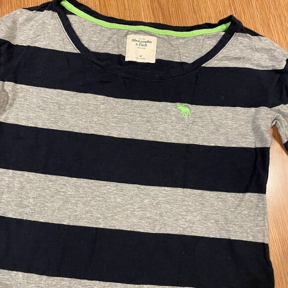 Vintage Y2K Abercrombie Striped Grey Navy Boat Neck Tee - M - Picture 6 of 13